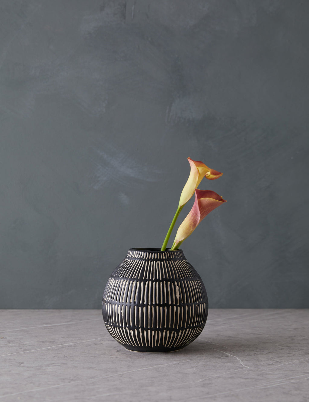 Soledad Sleek Black Stoneware Vase