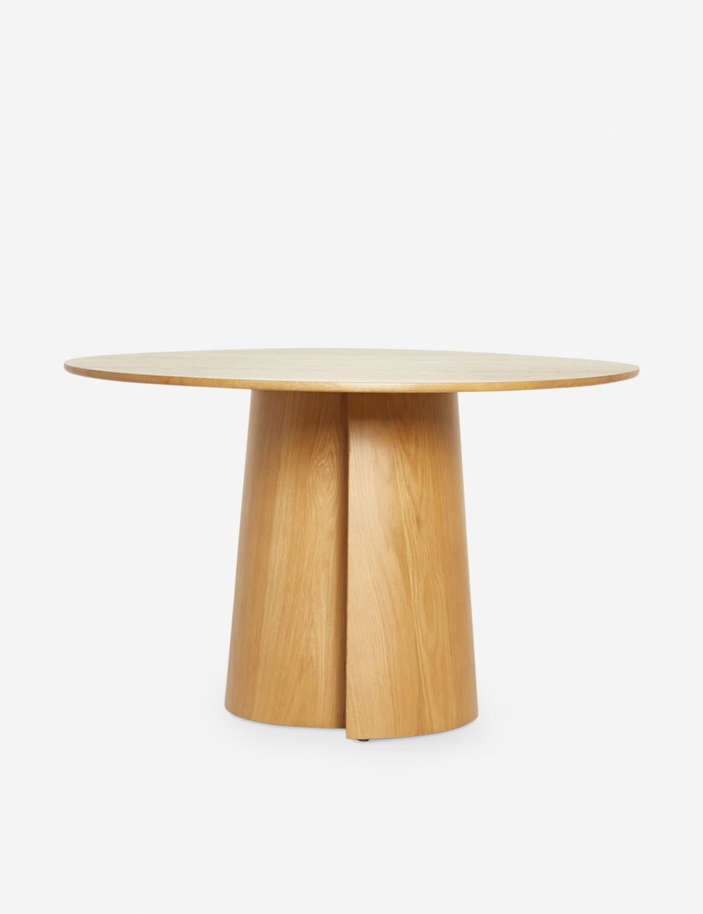 Pau Round Dining Table