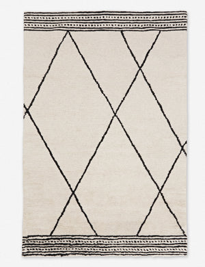 The five by eight feet size of the Danica Moroccan Style Rug